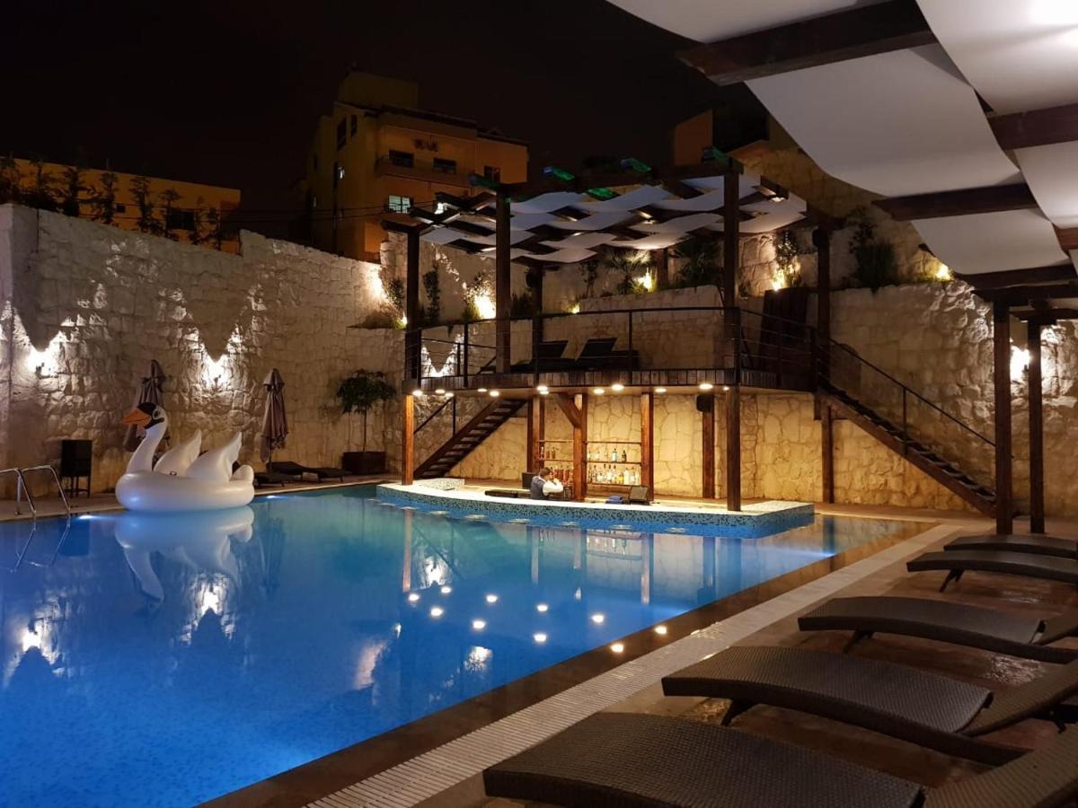 Ibiza Hotel Jounieh Εξωτερικό φωτογραφία