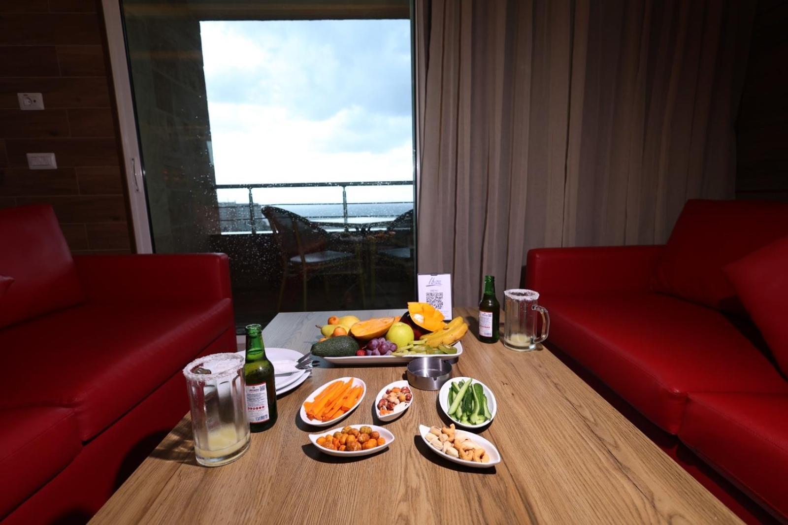 Ibiza Hotel Jounieh Εξωτερικό φωτογραφία