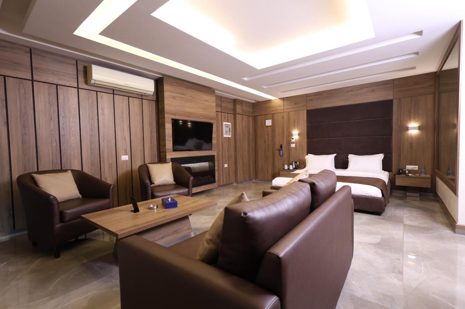 Ibiza Hotel Jounieh Εξωτερικό φωτογραφία
