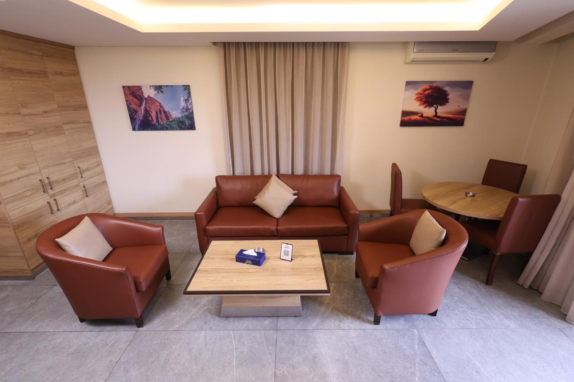Ibiza Hotel Jounieh Εξωτερικό φωτογραφία
