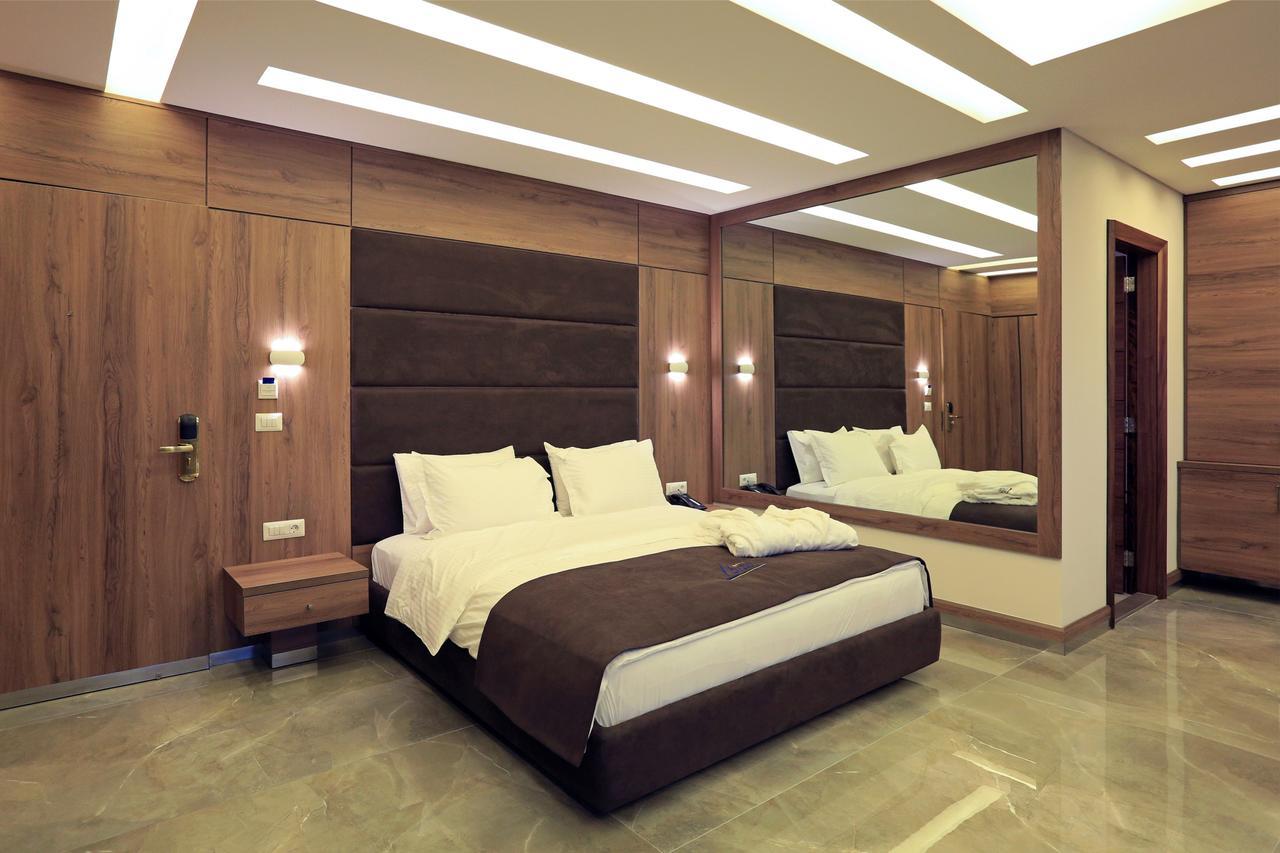 Ibiza Hotel Jounieh Εξωτερικό φωτογραφία