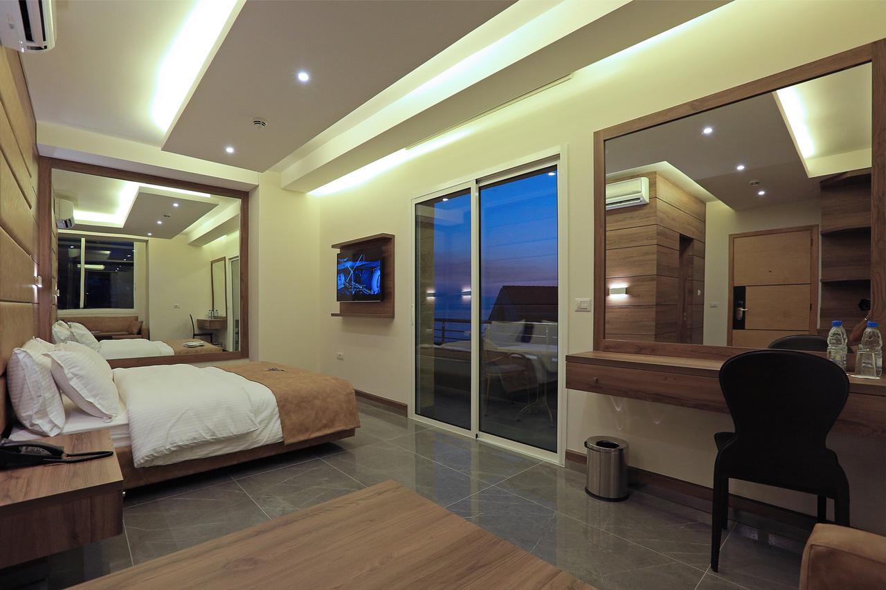 Ibiza Hotel Jounieh Εξωτερικό φωτογραφία
