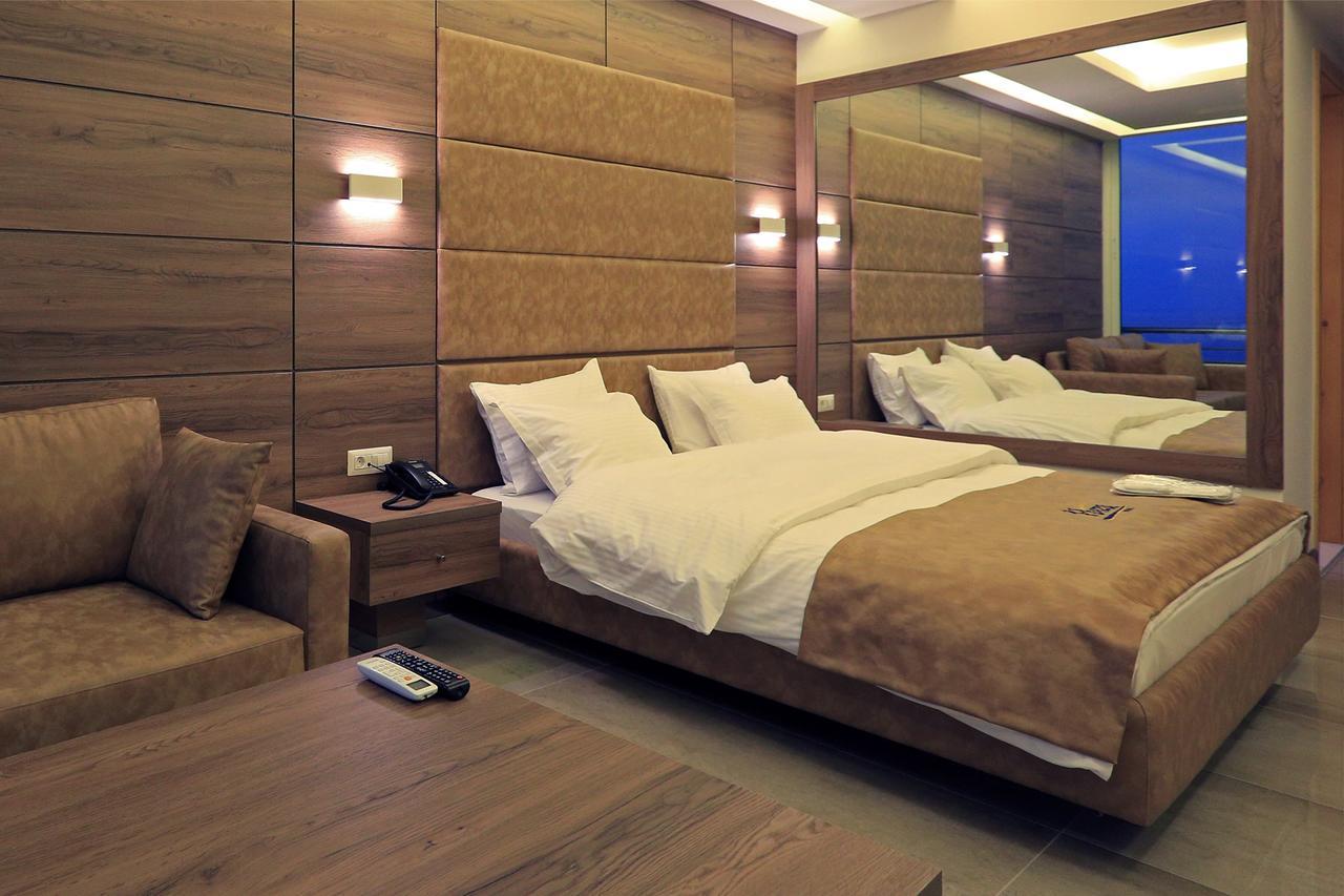 Ibiza Hotel Jounieh Εξωτερικό φωτογραφία